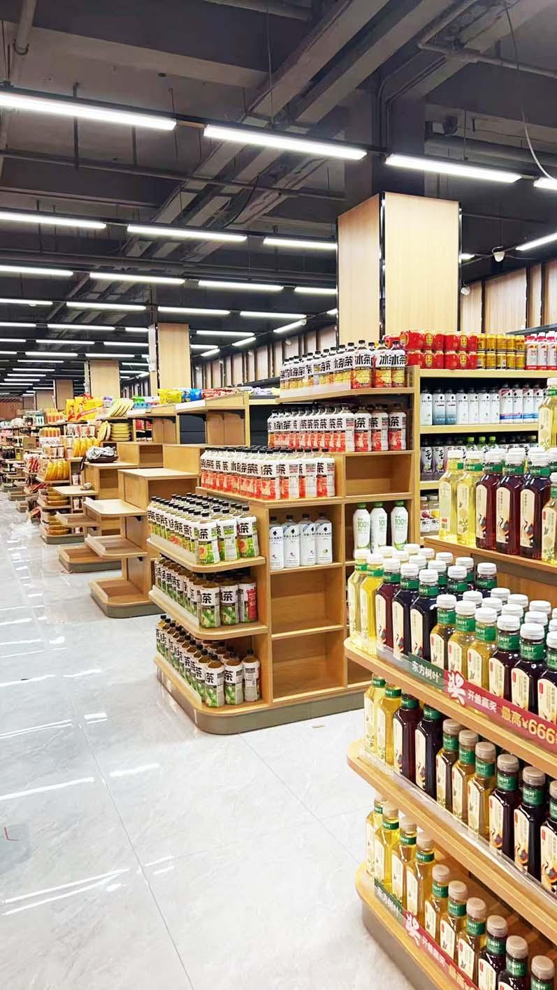 舊菜場變身‘生鮮集市’，‘菜籃子’越拎越舒適，日用百貨銷售煥新顏